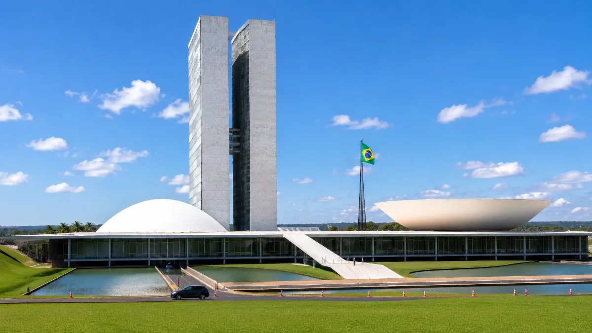 National Congress buildings in Brasília with modernist towers and white domes